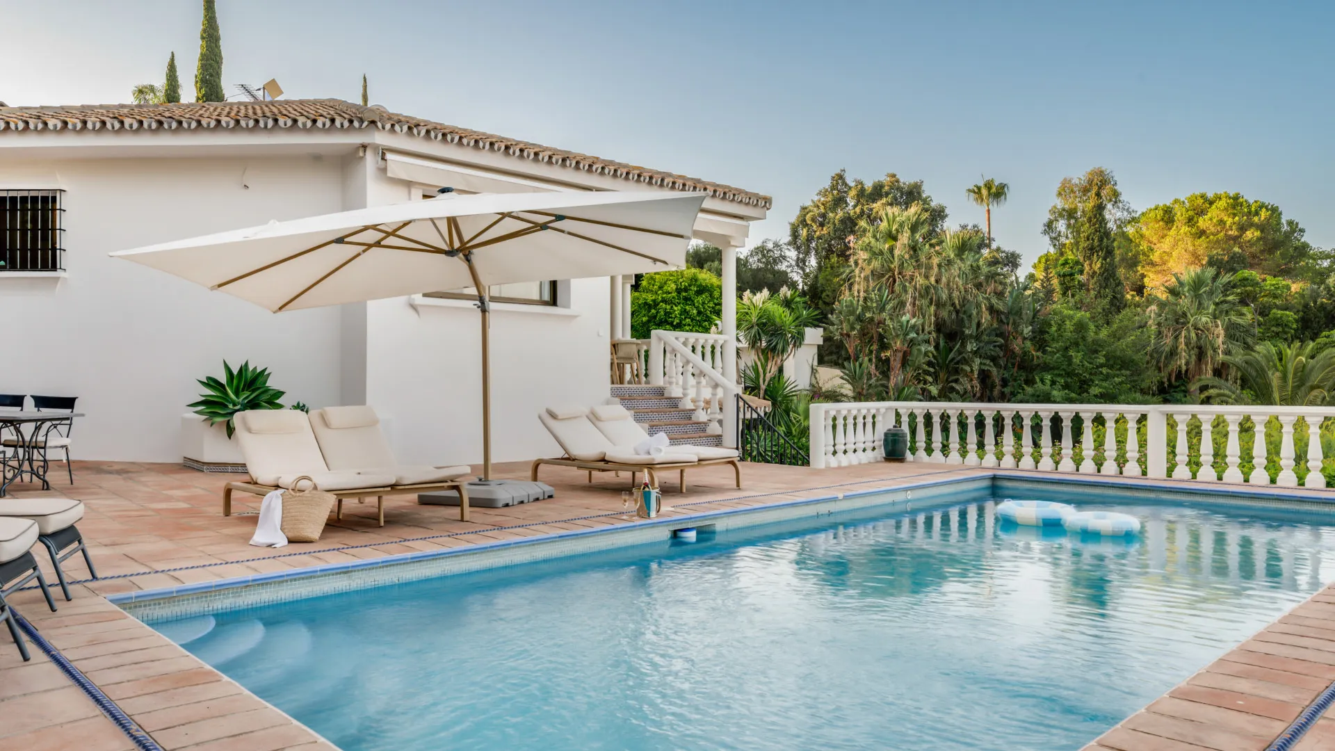 5 bedrooms villa for sale in El Rosario