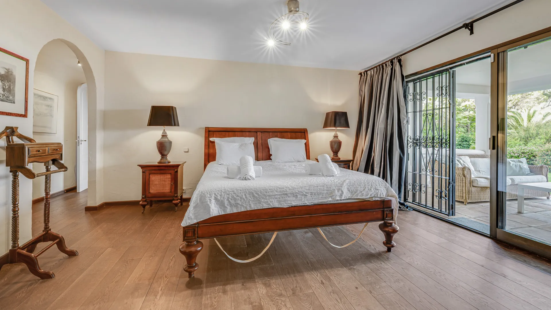 5 bedrooms villa for sale in El Rosario