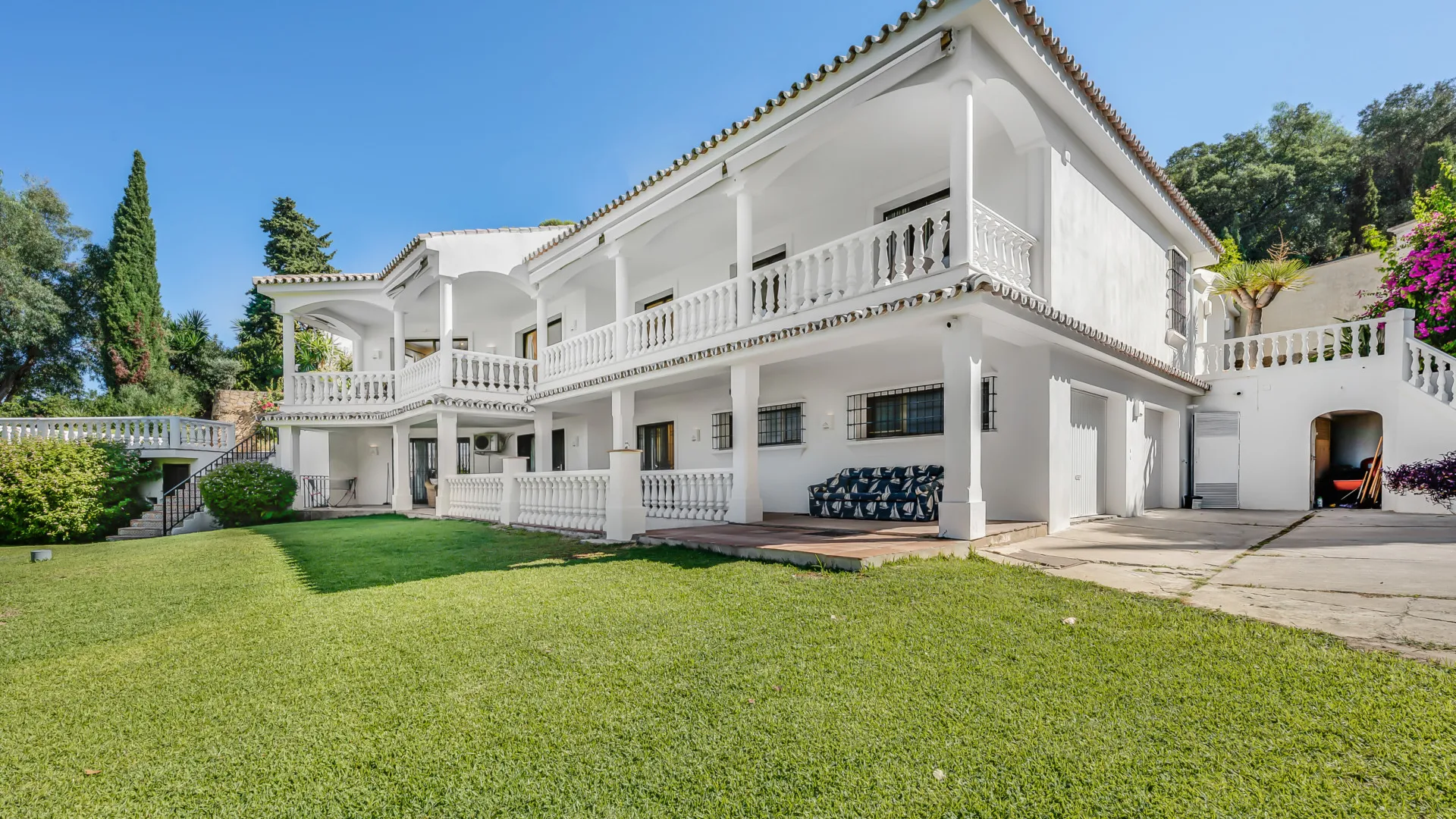 5 bedrooms villa for sale in El Rosario