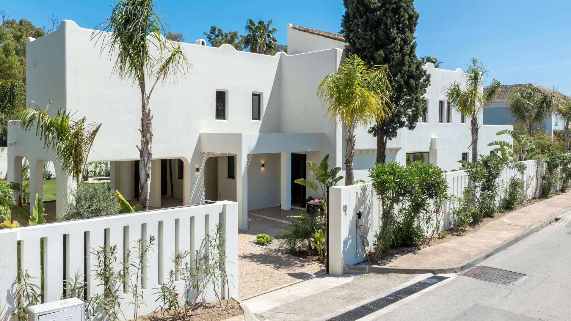 5 bedrooms Casasola villa for sale
