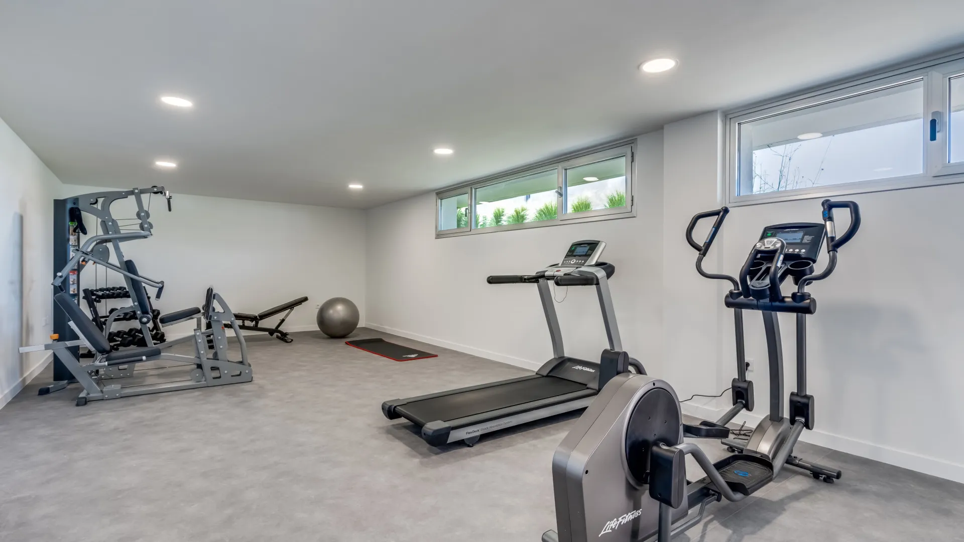 Estepona, apartamento de 2 dormitorios en venta