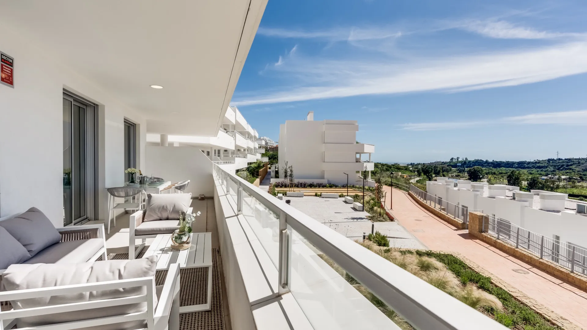 Estepona, apartamento de 2 dormitorios en venta