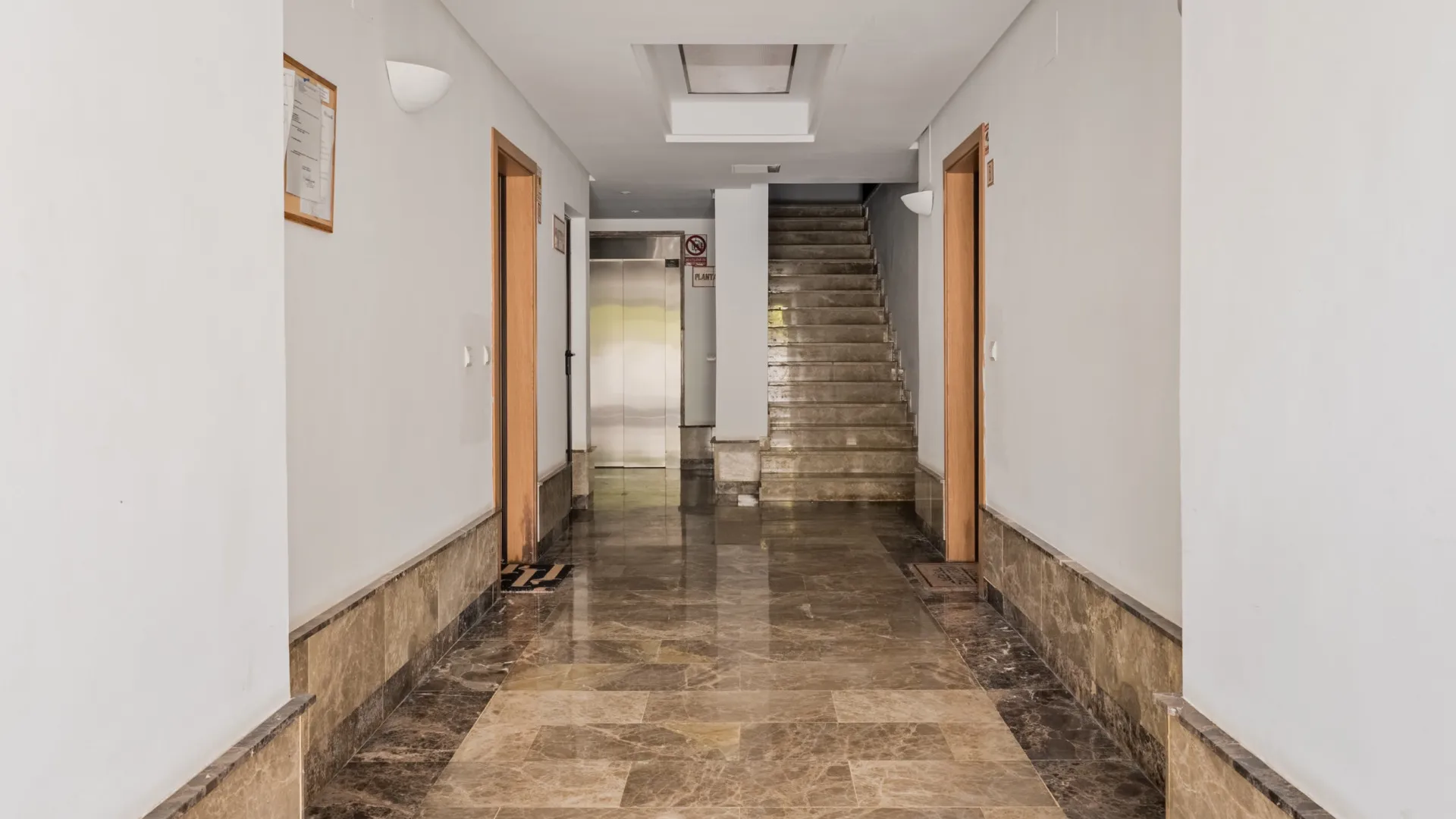 For sale 2 bedrooms duplex penthouse in Estepona