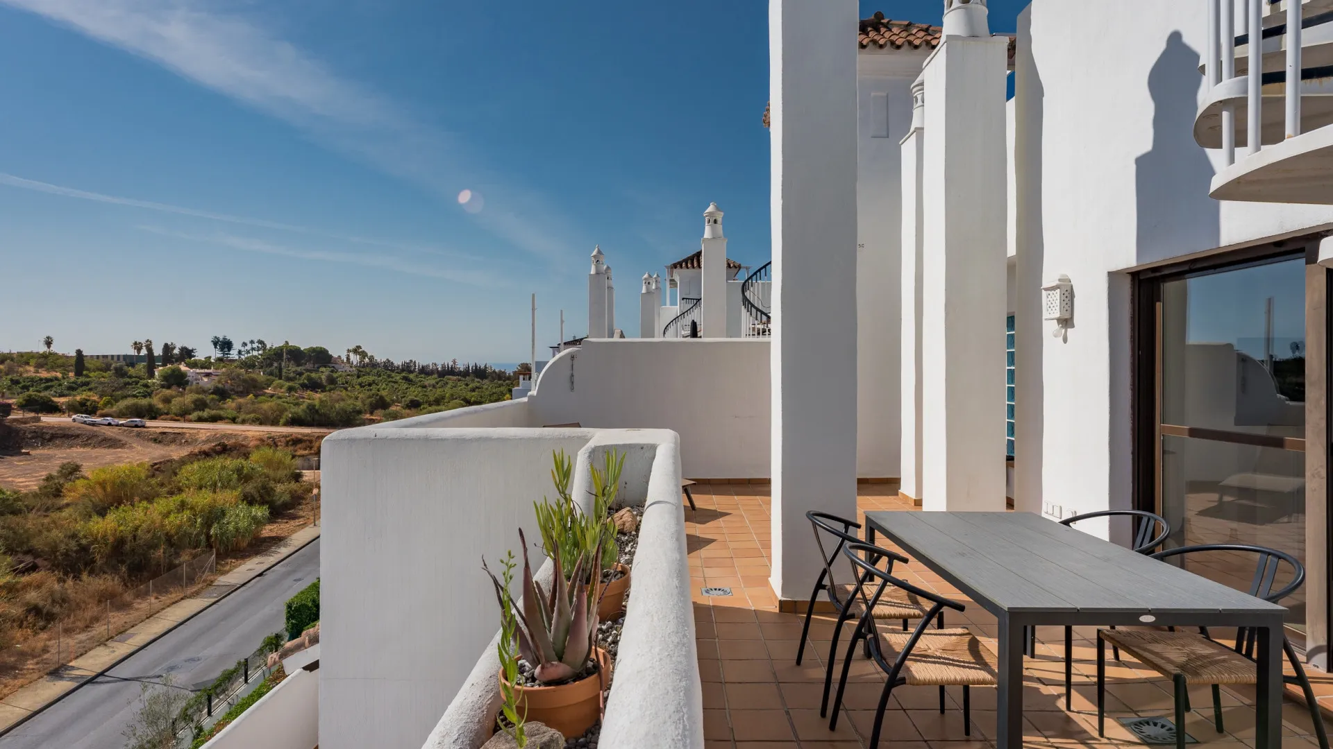 For sale 2 bedrooms duplex penthouse in Estepona
