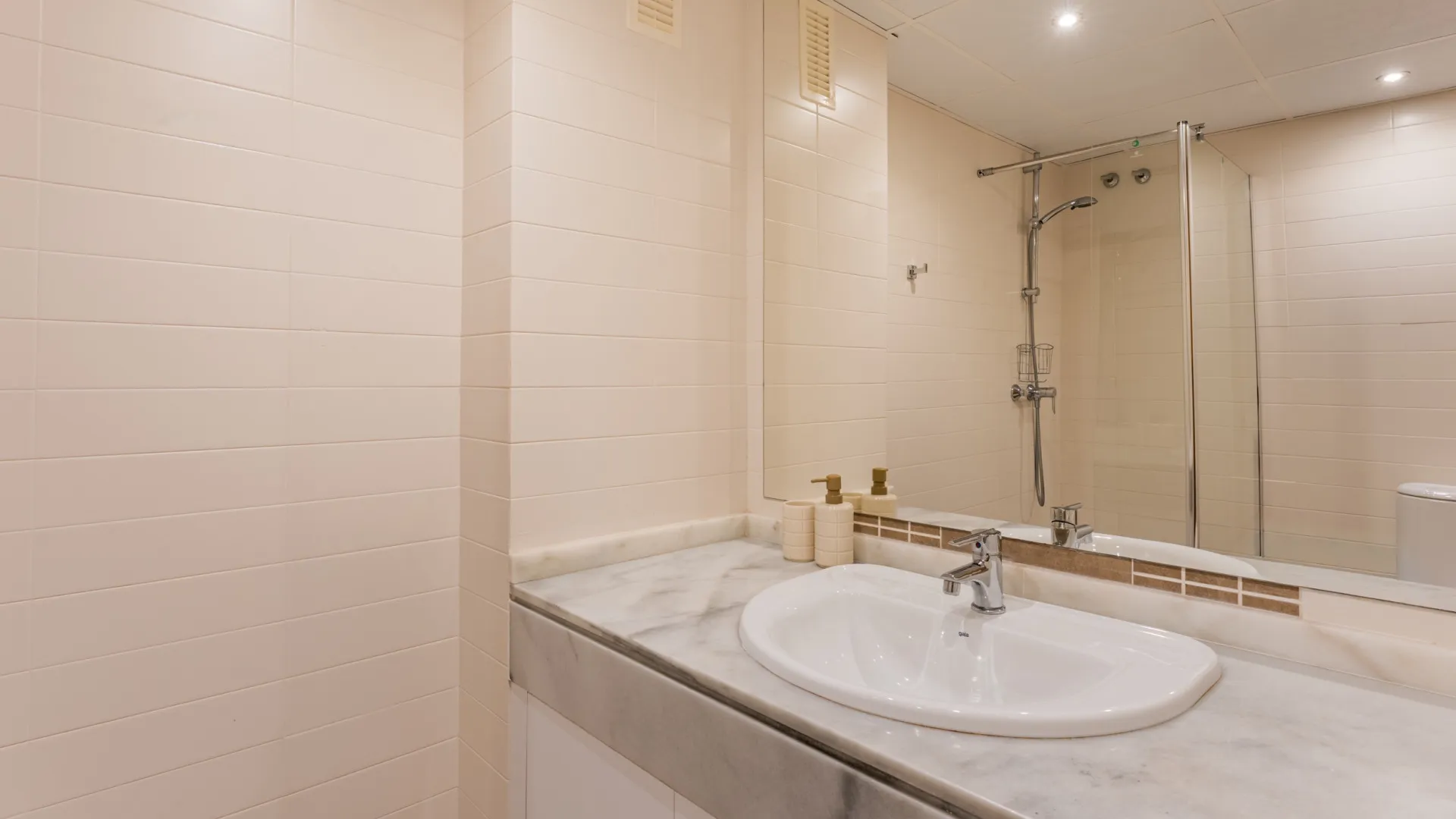 For sale 2 bedrooms duplex penthouse in Estepona