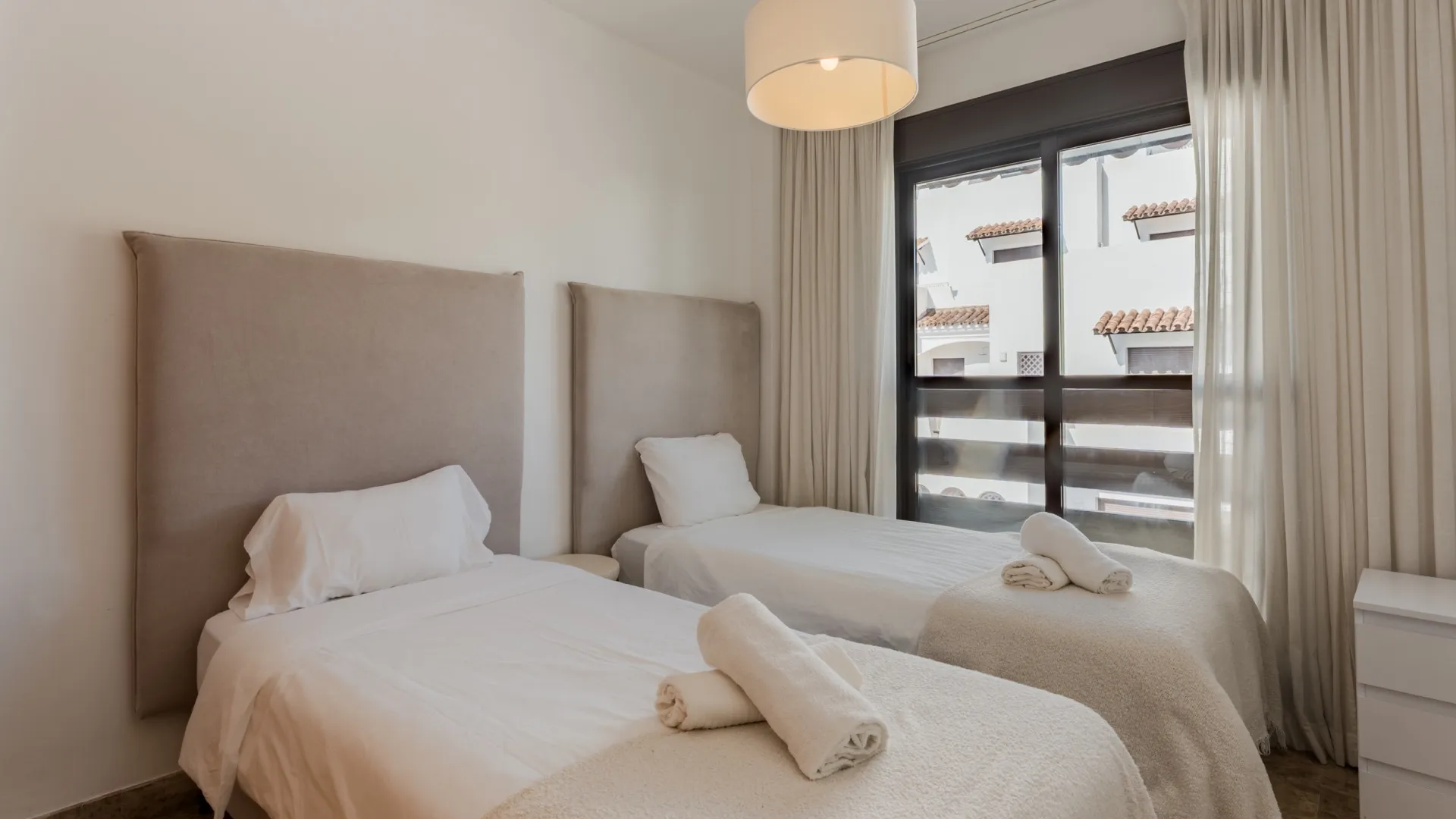 For sale 2 bedrooms duplex penthouse in Estepona