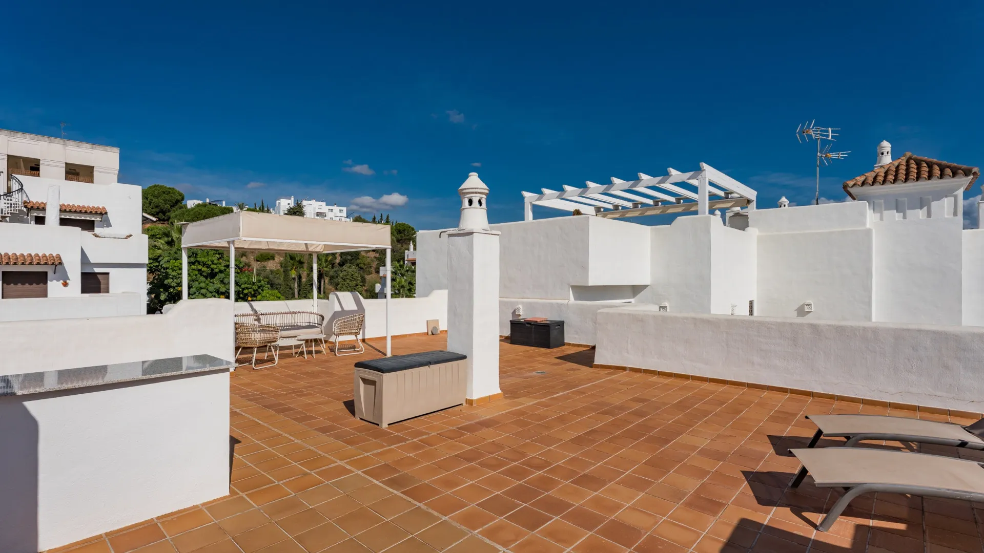 For sale 2 bedrooms duplex penthouse in Estepona