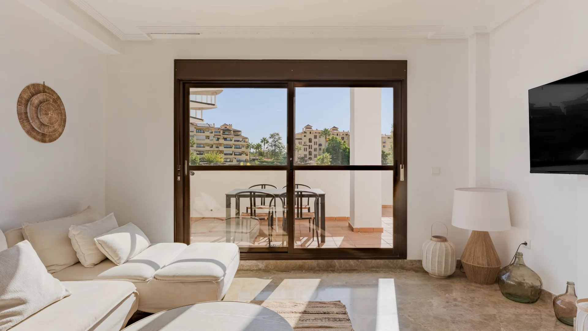 For sale 2 bedrooms duplex penthouse in Estepona