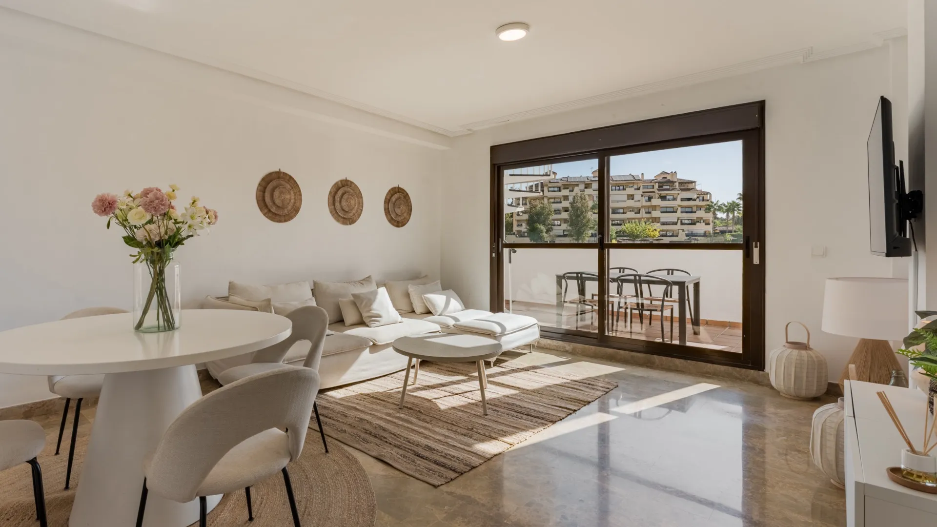 For sale 2 bedrooms duplex penthouse in Estepona
