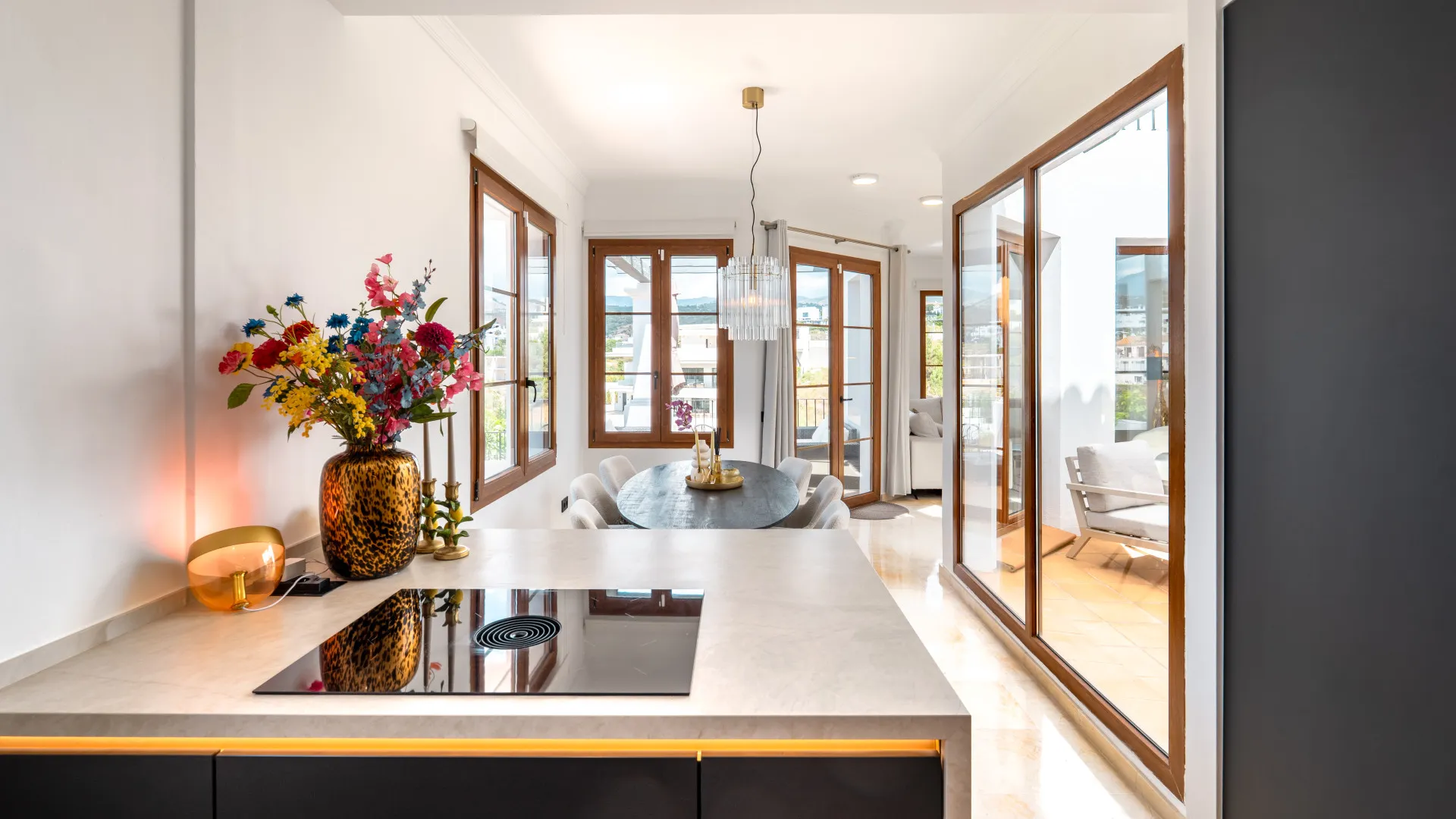 Estepona 4 bedrooms villa for sale