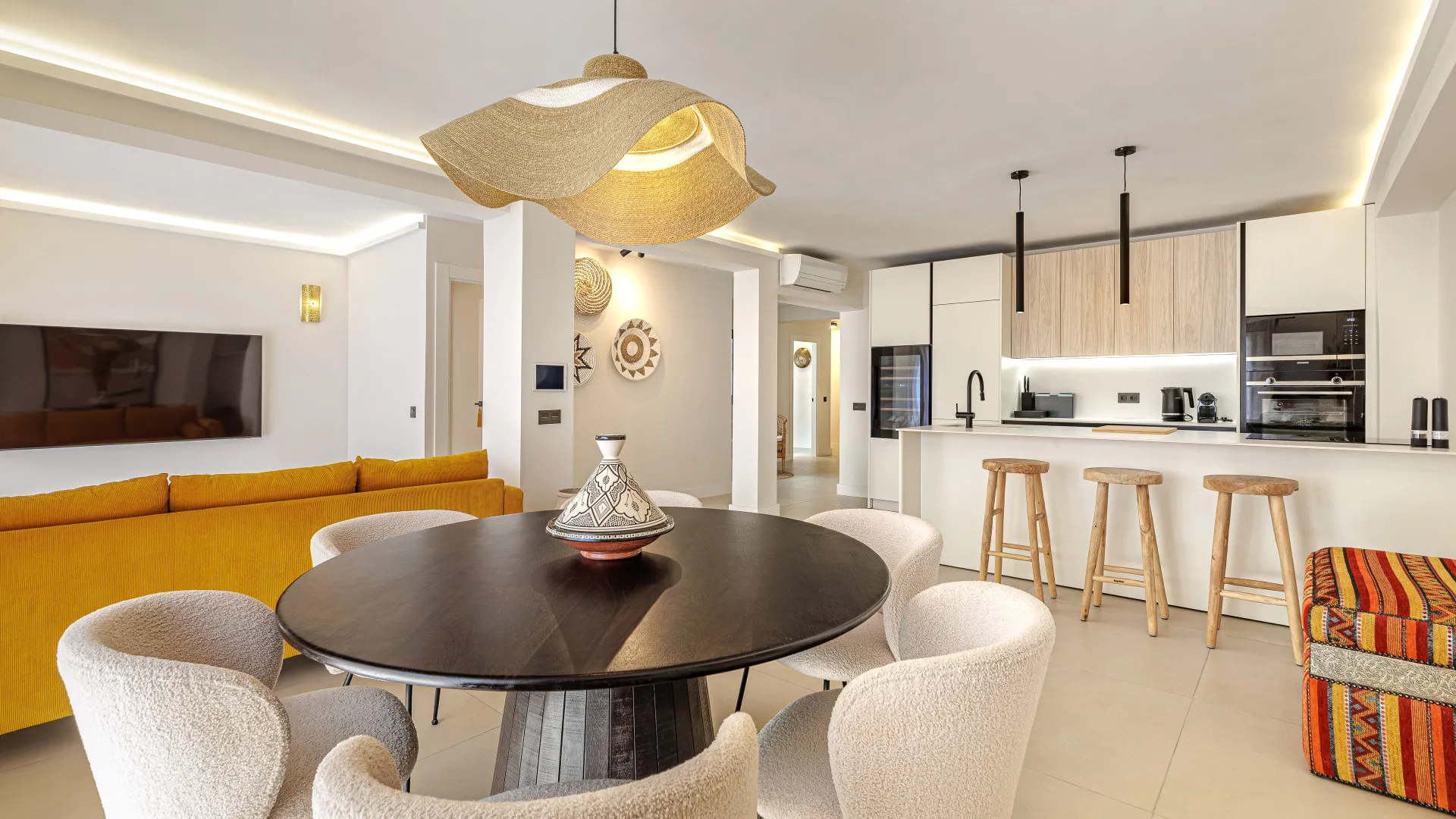 3 bedrooms apartment in Casco antiguo for sale