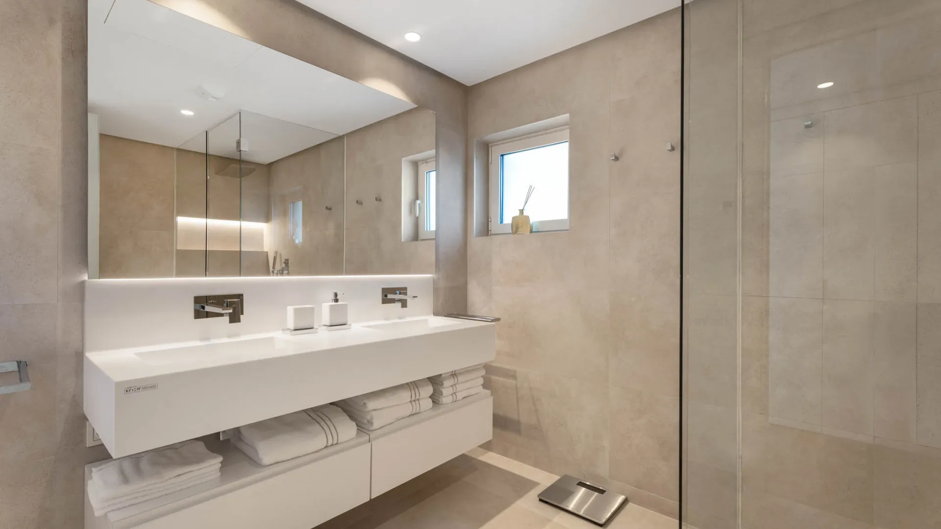 3 bedrooms ground floor apartment in Palo Alto for sale