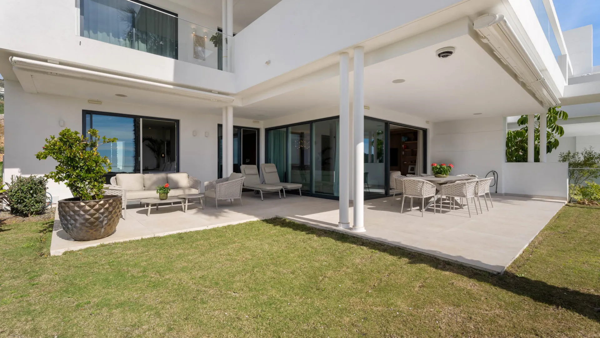 3 bedrooms ground floor apartment in Palo Alto for sale