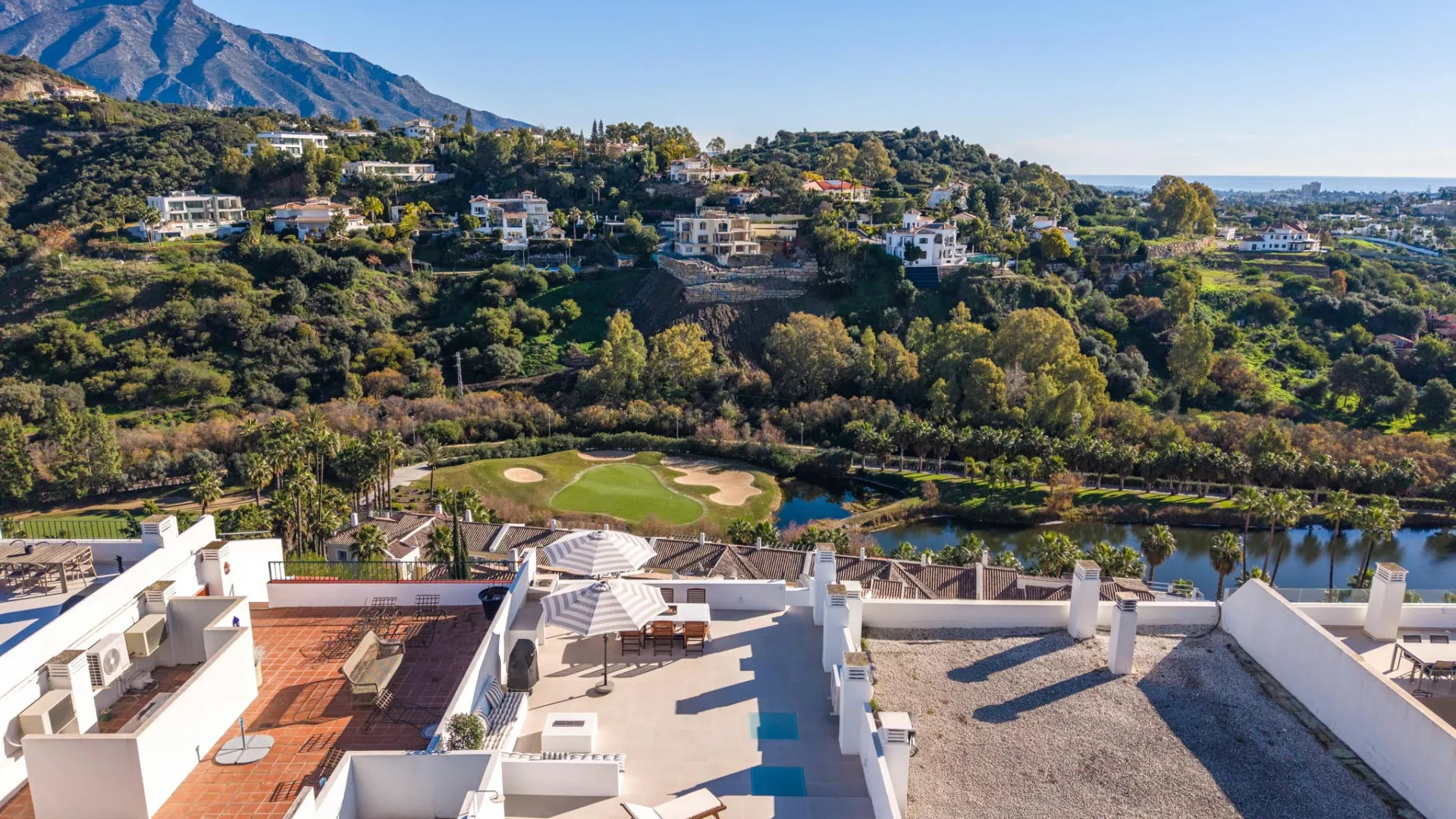 La Quinta, atico duplex en venta con 3 dormitorios