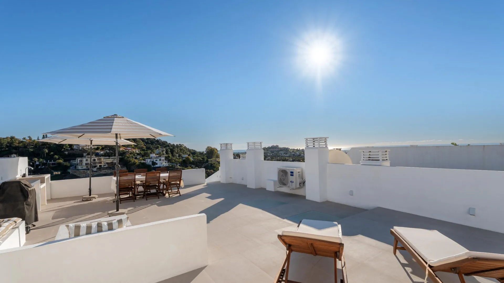 La Quinta, atico duplex en venta con 3 dormitorios