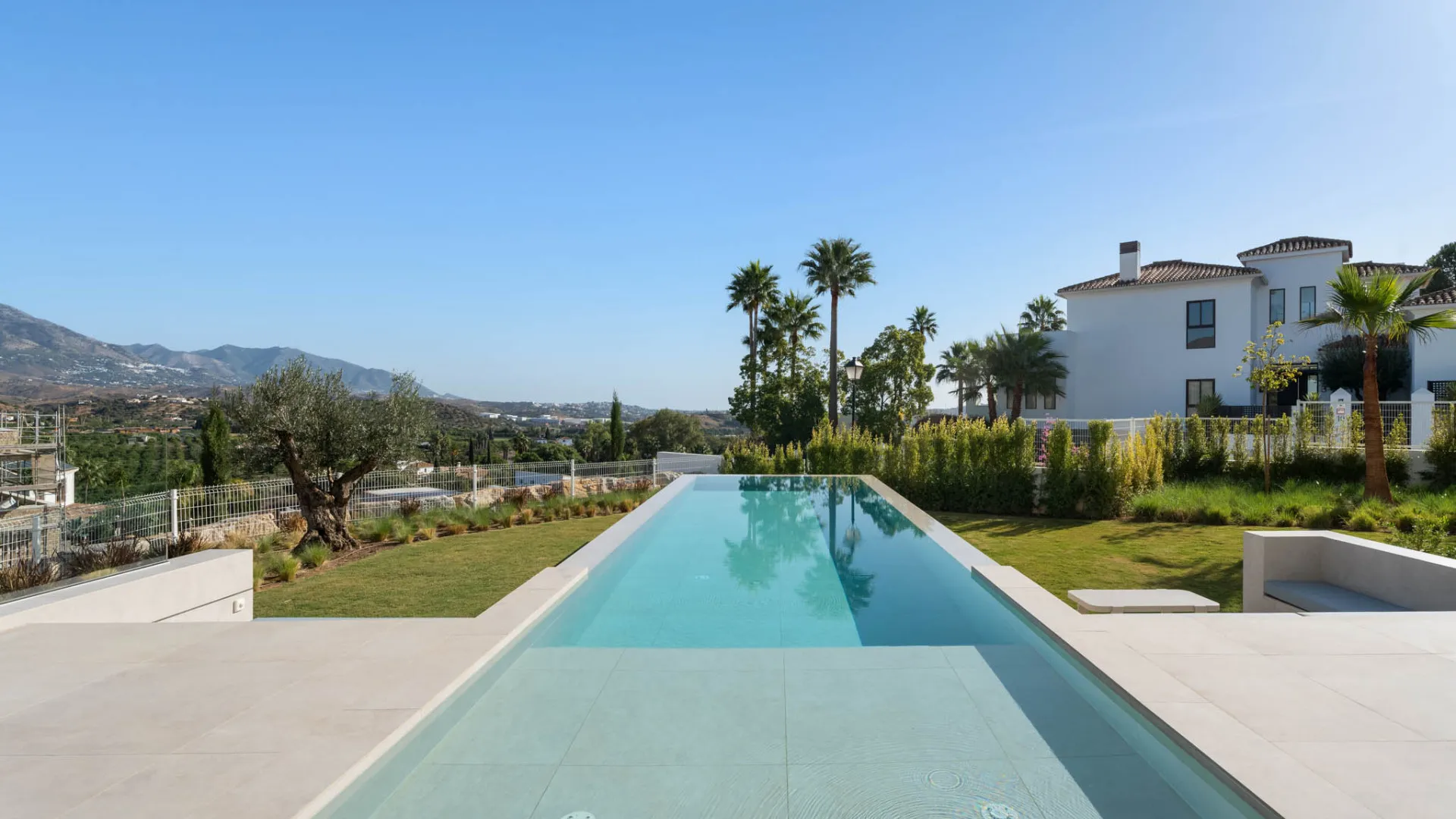 Villa in La Cala Golf Resort for sale