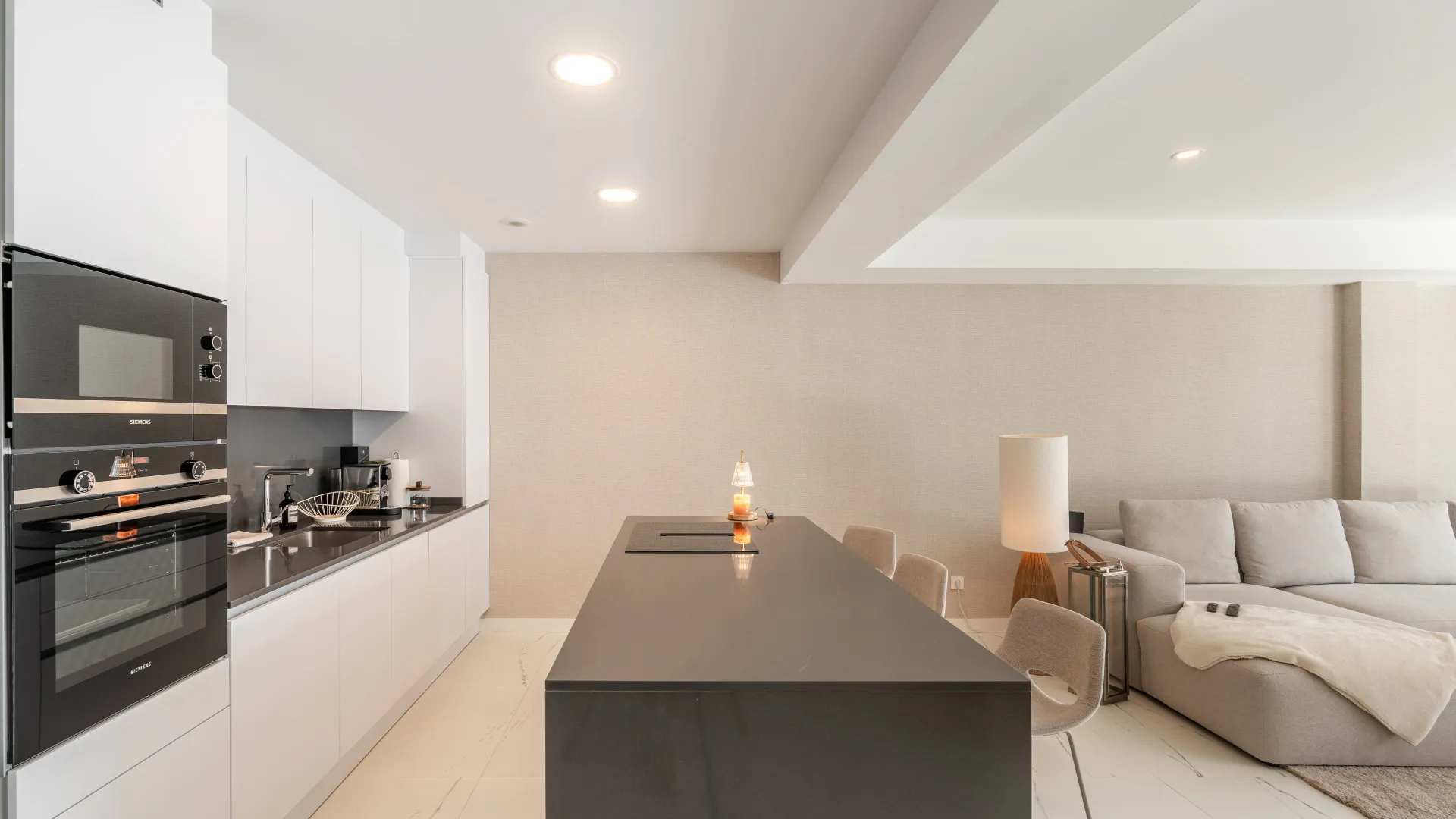 Ground floor apartment for sale in Azata Delmare