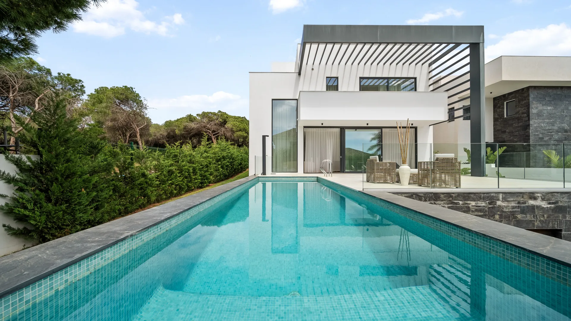 For sale villa in Marbesa