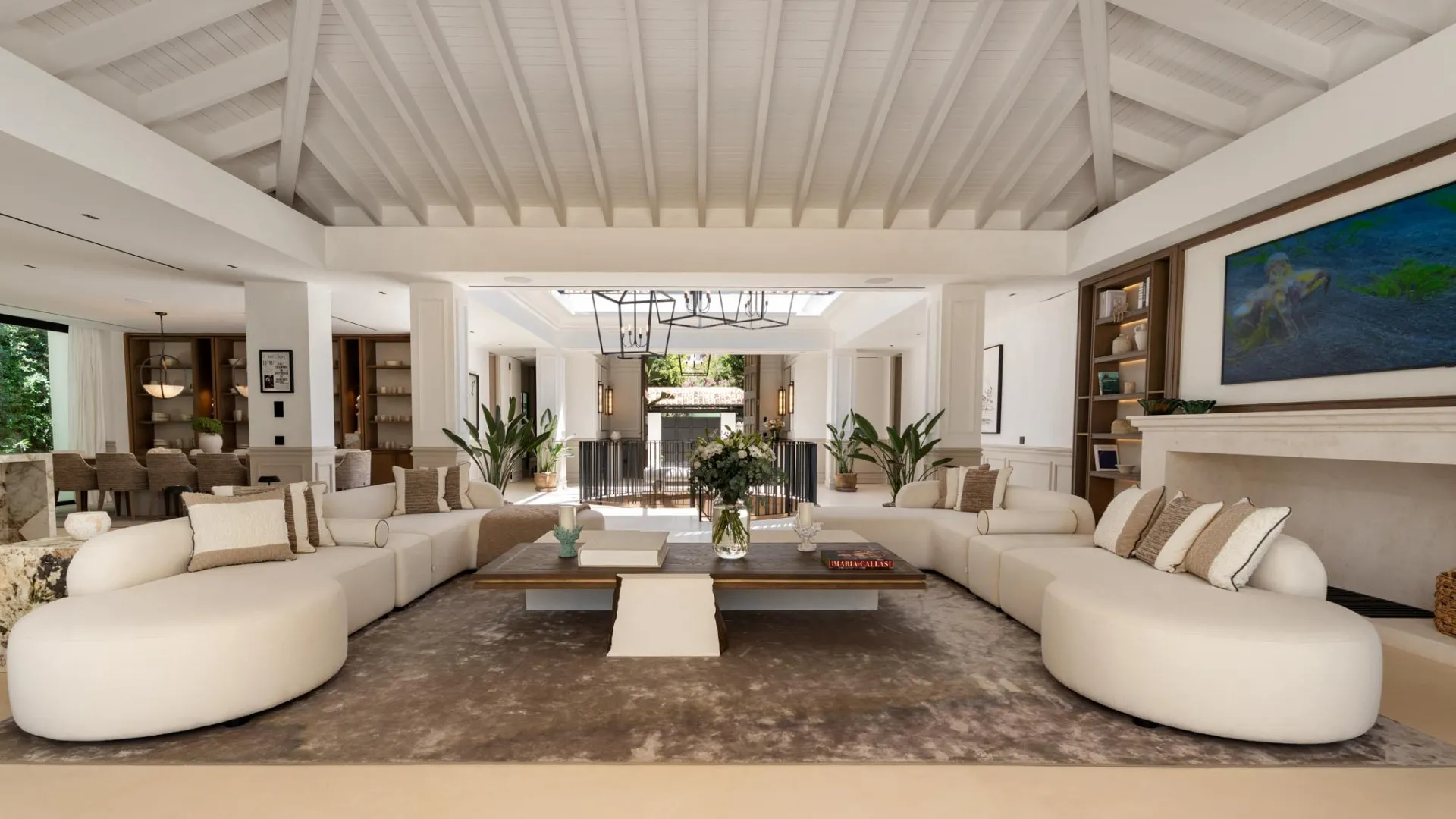 For sale 6 bedrooms villa in Nueva Andalucia