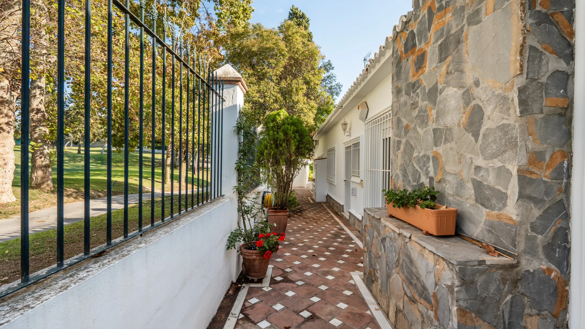 Guadalmina Alta, villa en venta con 3 dormitorios