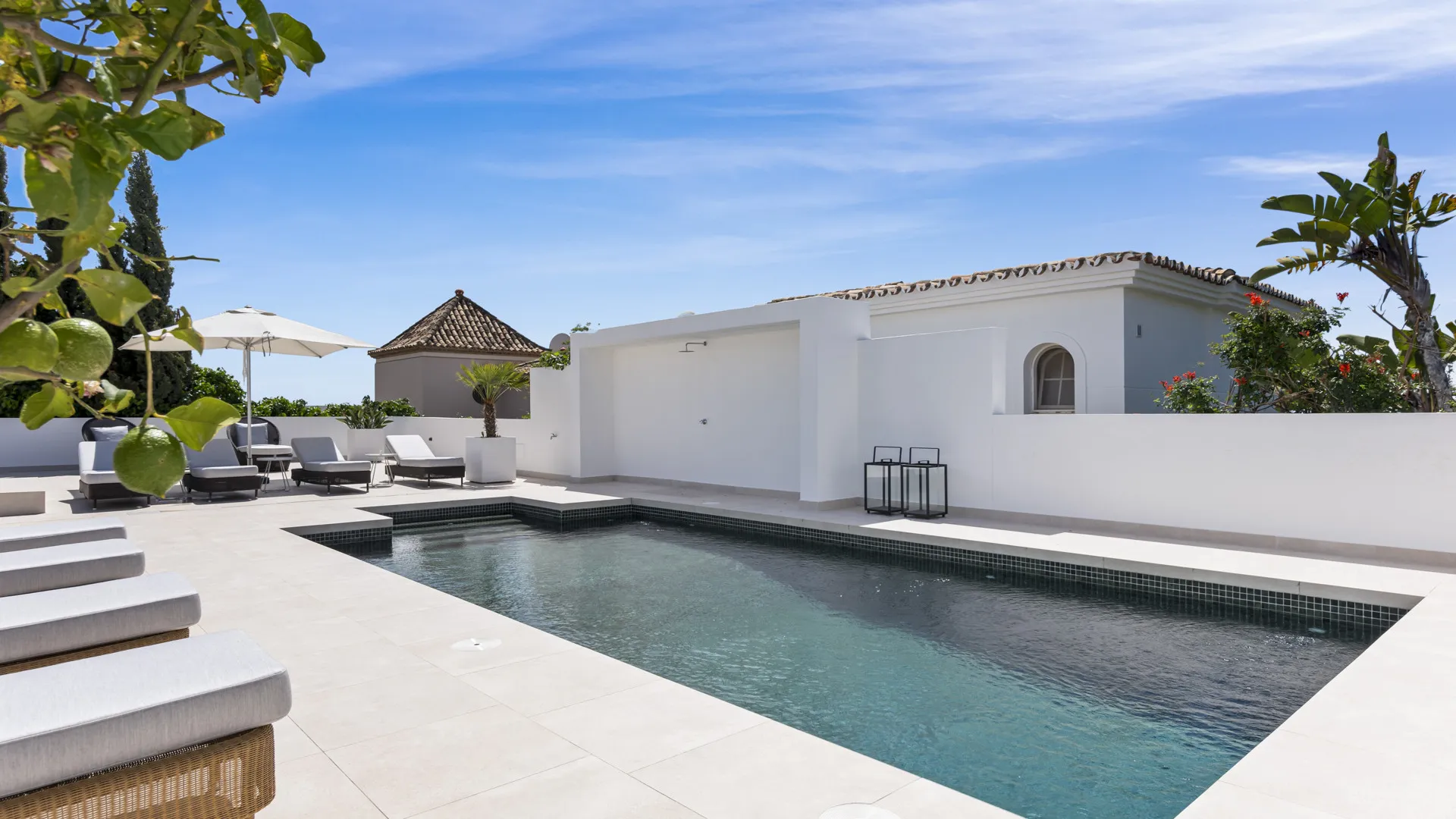 Villa a la venta con 5 dormitorios en El Rosario