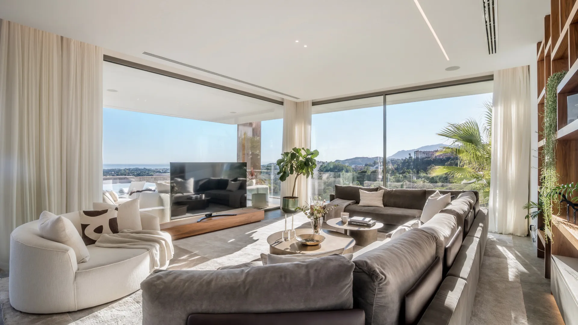 For sale villa with 6 bedrooms in The Hills