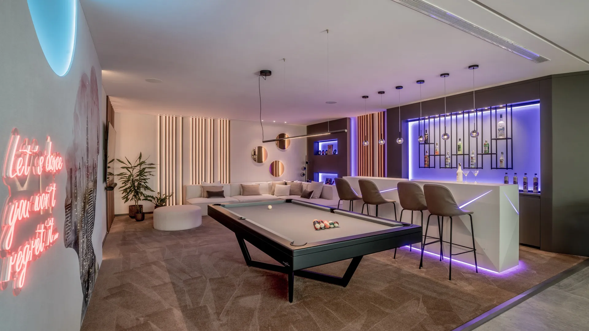 For sale villa with 6 bedrooms in The Hills