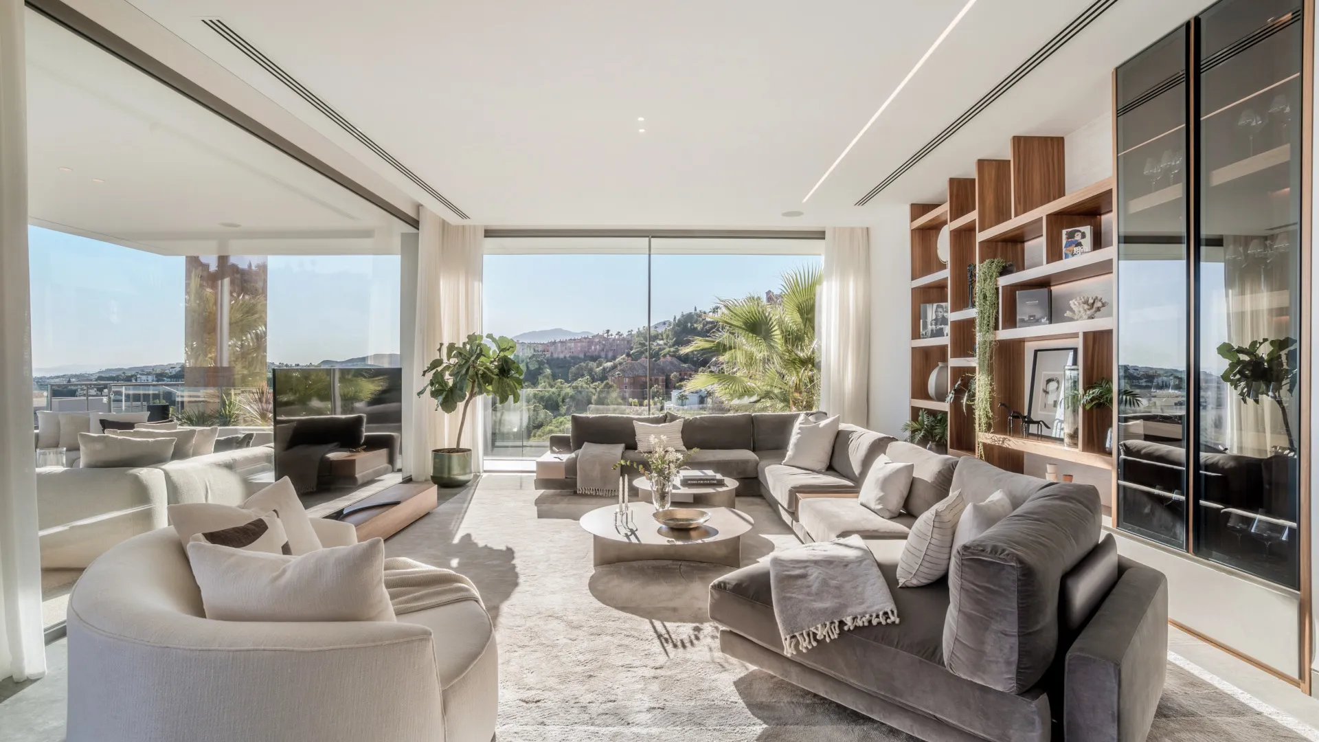For sale villa with 6 bedrooms in The Hills
