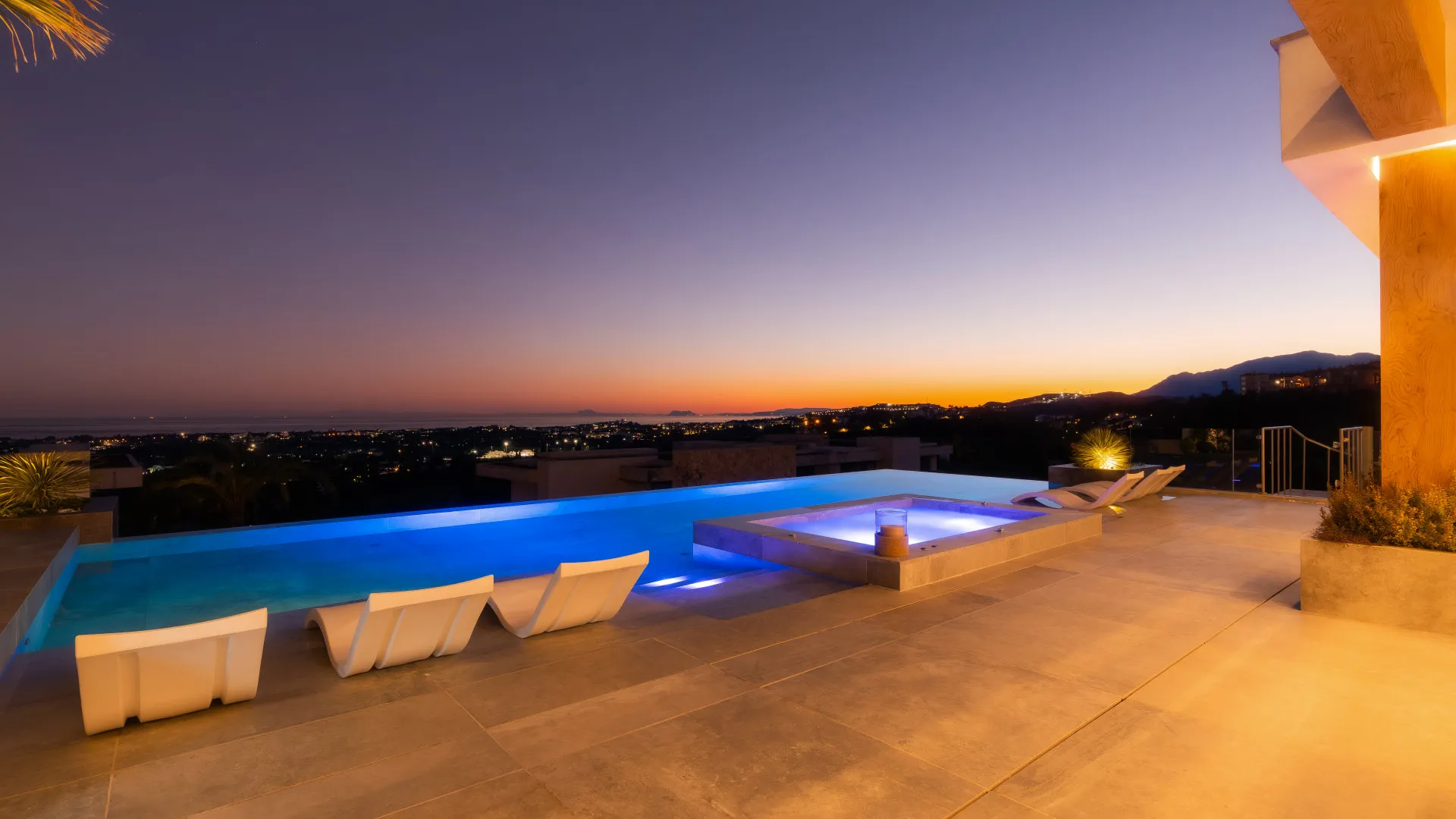 For sale villa with 6 bedrooms in The Hills