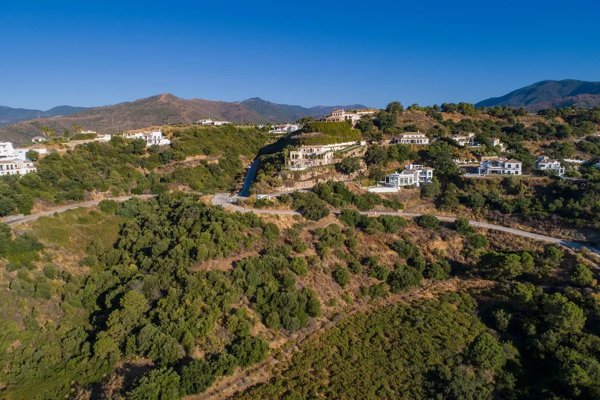 Comprar villa de 5 dormitorios en Monte Mayor
