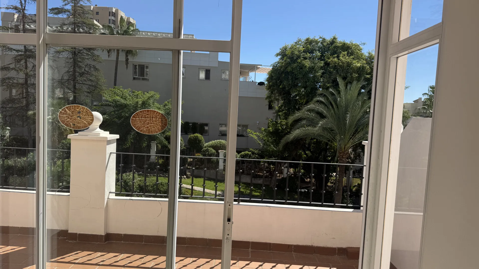 For sale duplex penthouse in Aloha Gardens
