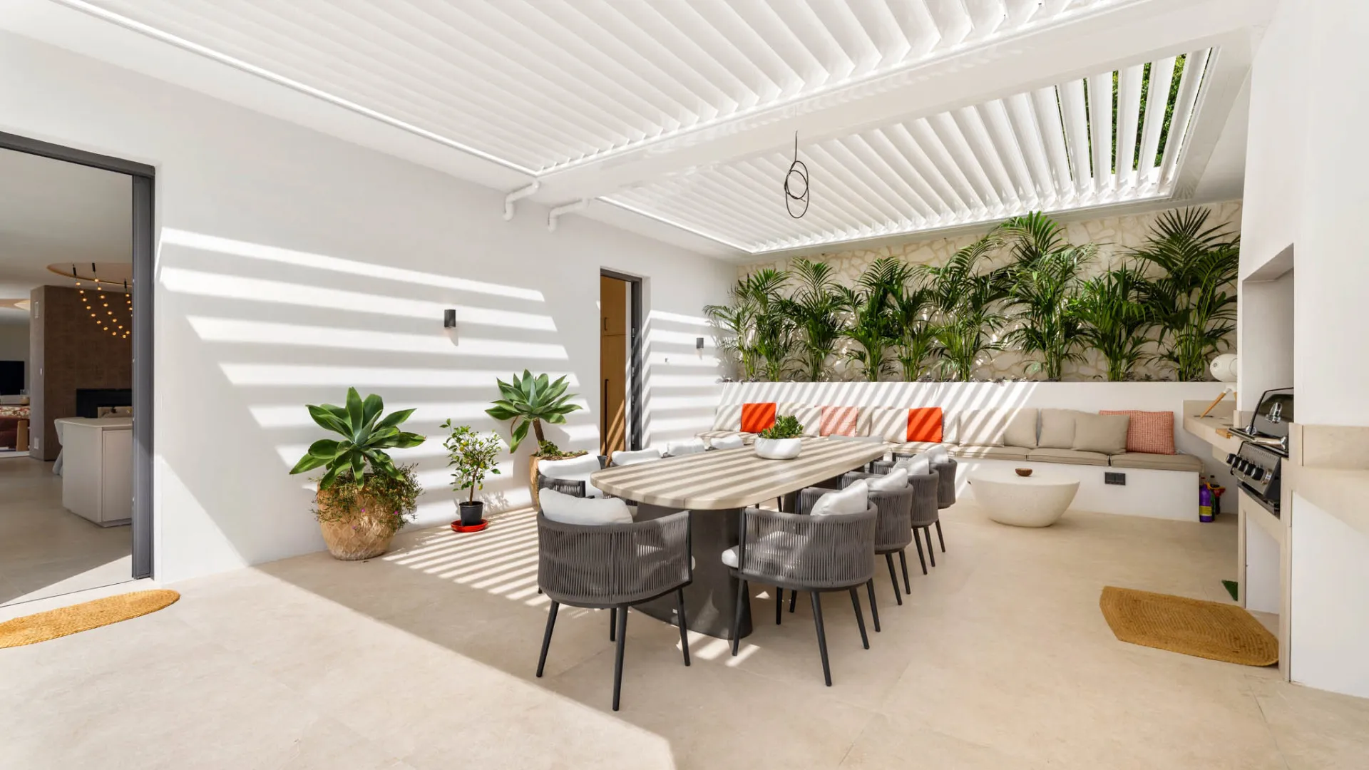 Se vende villa en Benahavis con 8 dormitorios