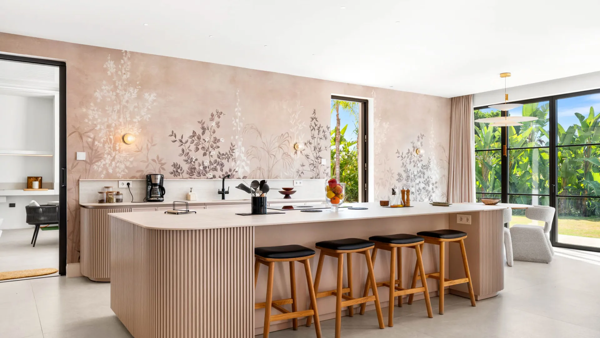 Se vende villa en Benahavis con 8 dormitorios