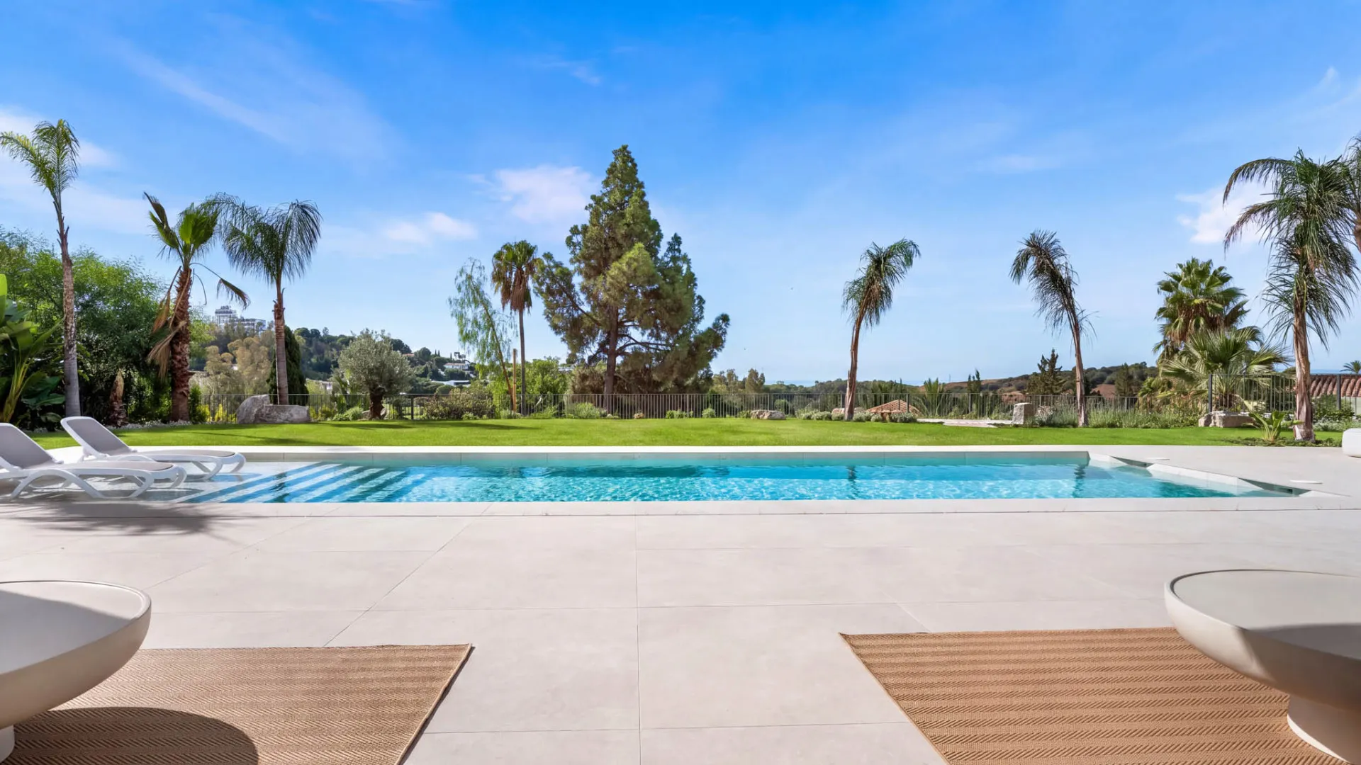 Se vende villa en Benahavis con 8 dormitorios