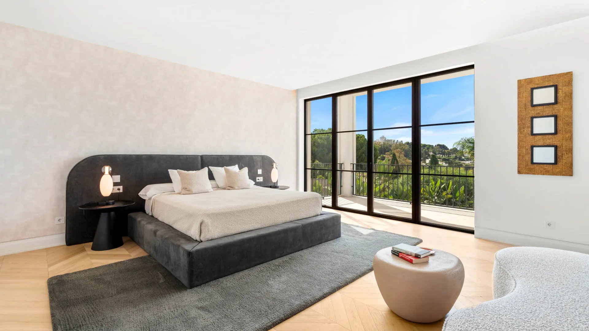 Se vende villa en Benahavis con 8 dormitorios
