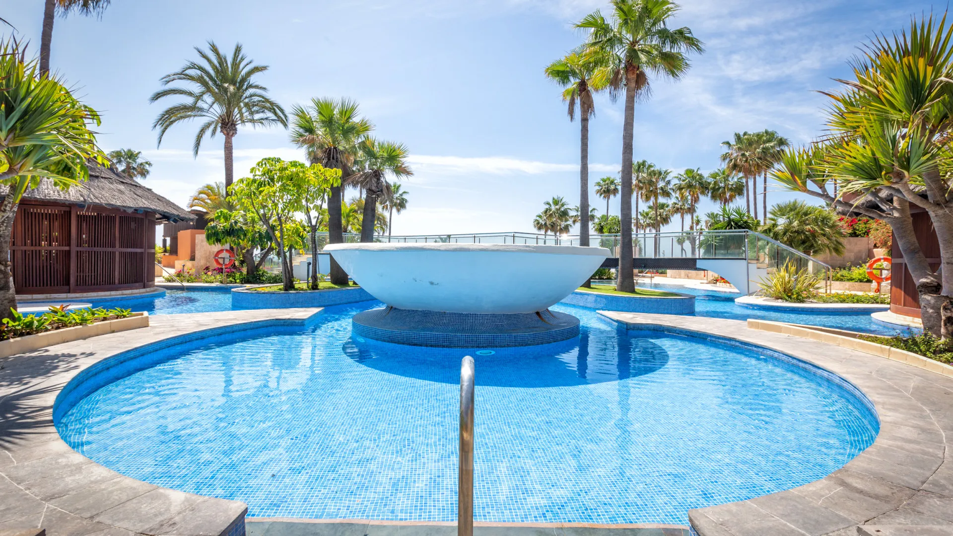 Se vende apartamento con 3 dormitorios en Mar Azul