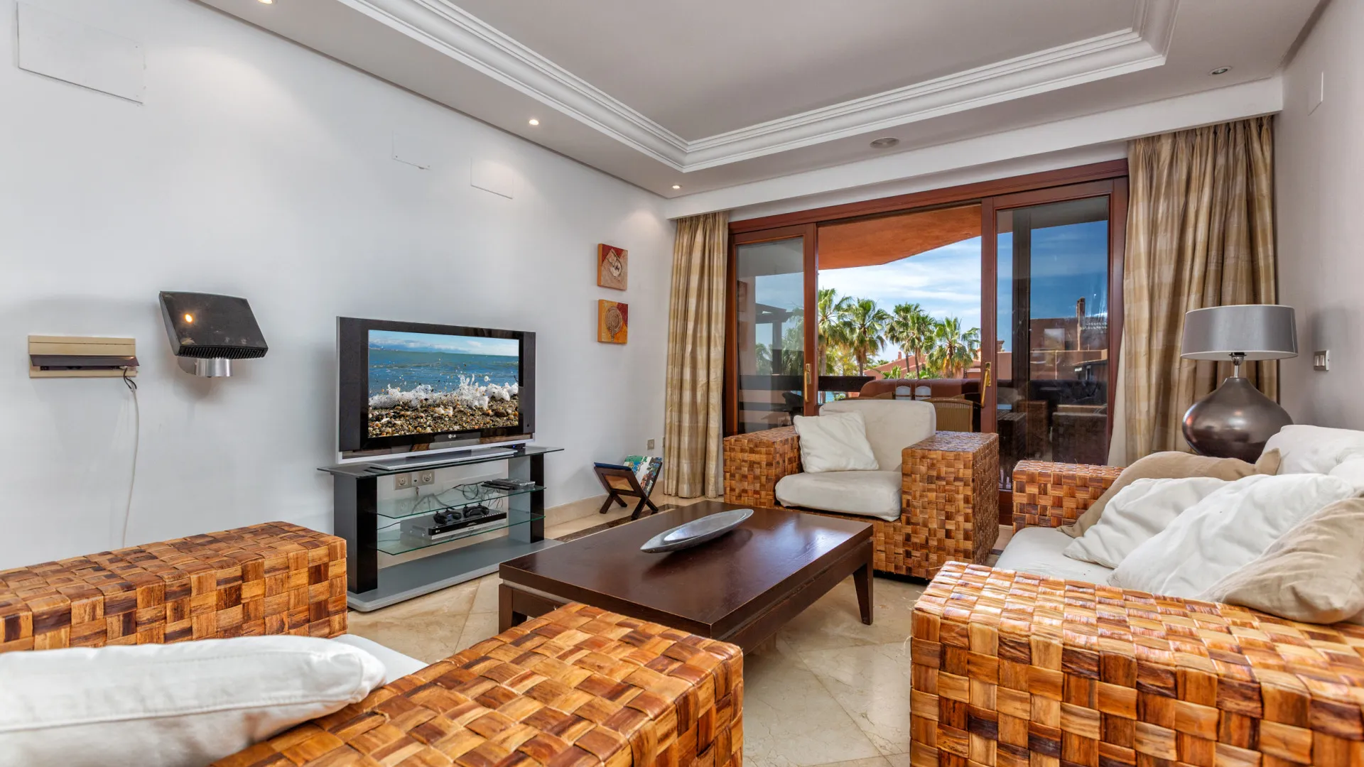 Se vende apartamento con 3 dormitorios en Mar Azul
