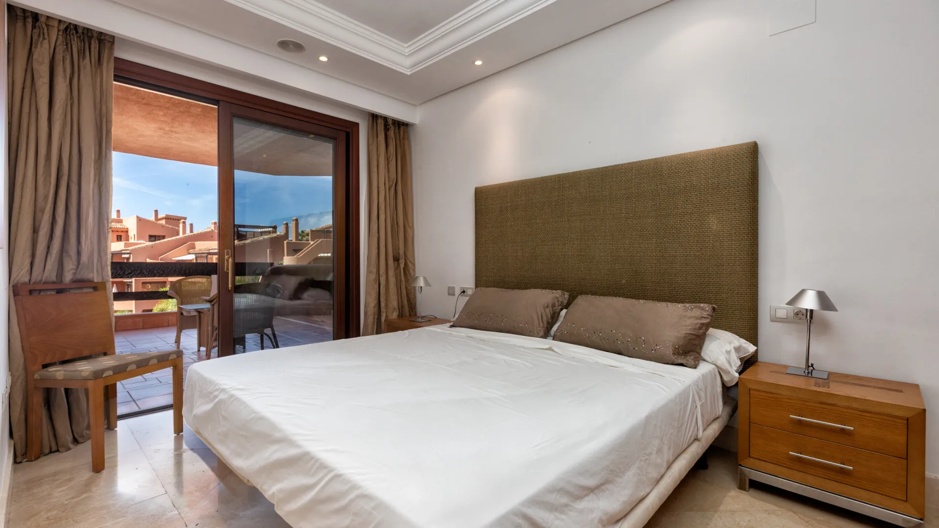 Se vende apartamento con 3 dormitorios en Mar Azul