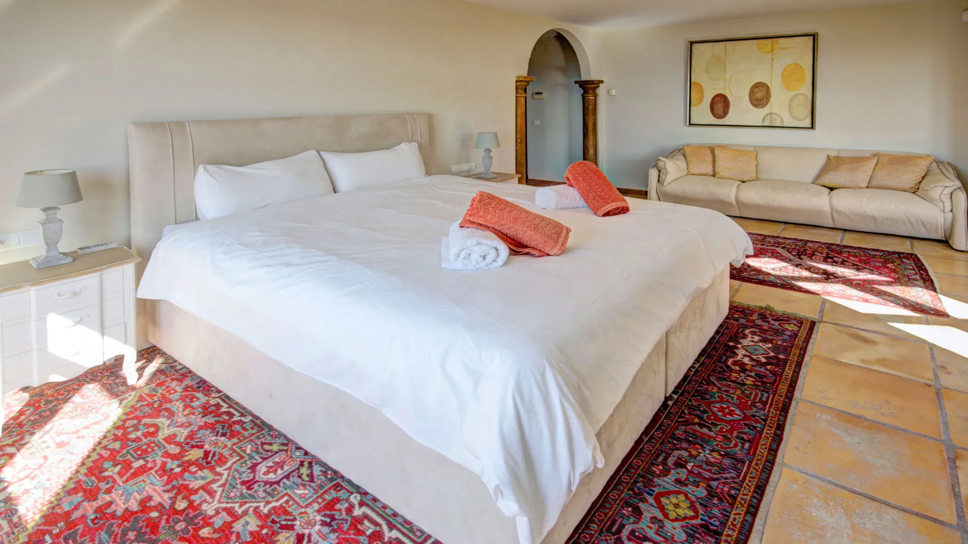 Buy El Padron villa with 7 bedrooms