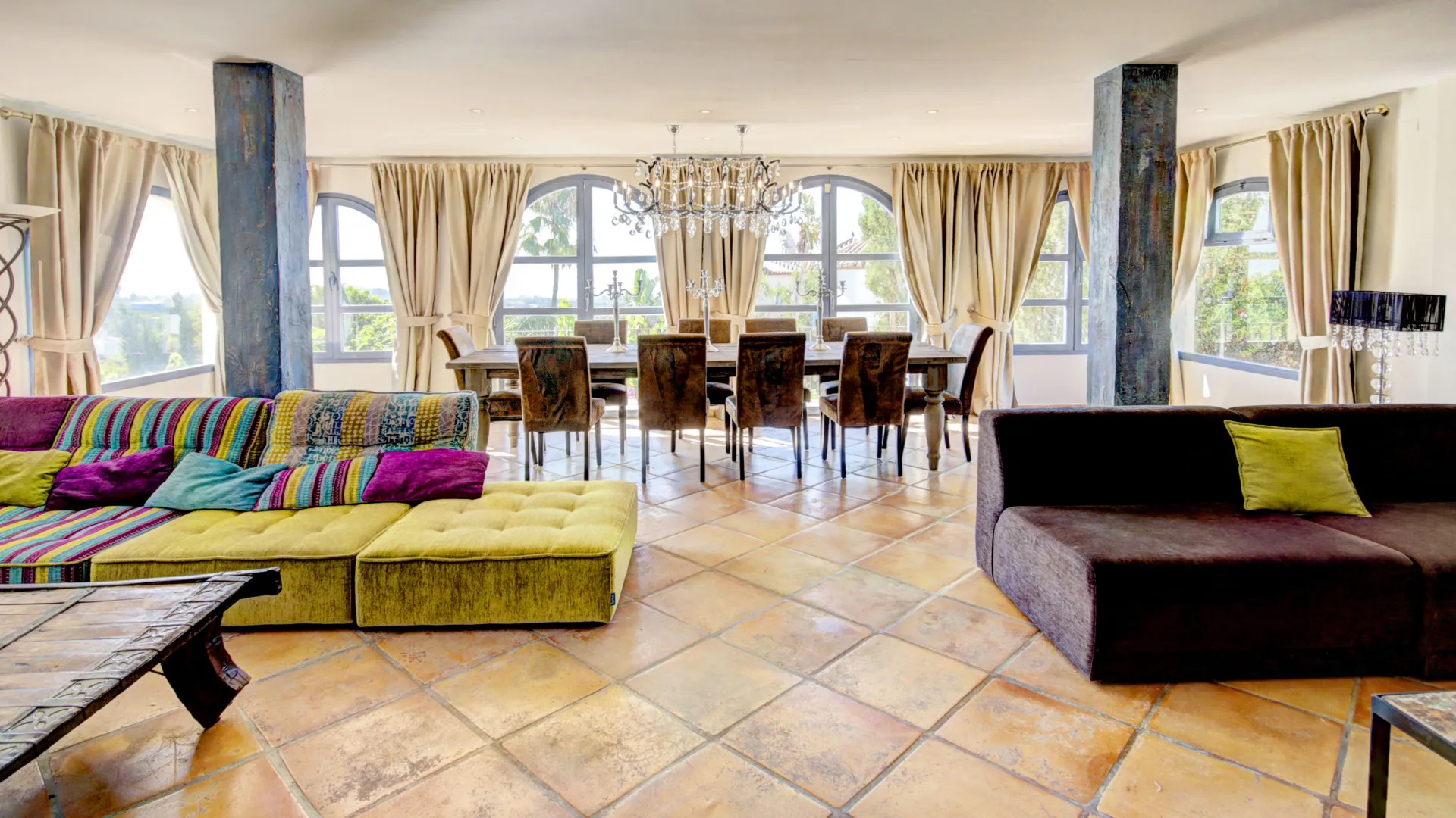 Buy El Padron villa with 7 bedrooms