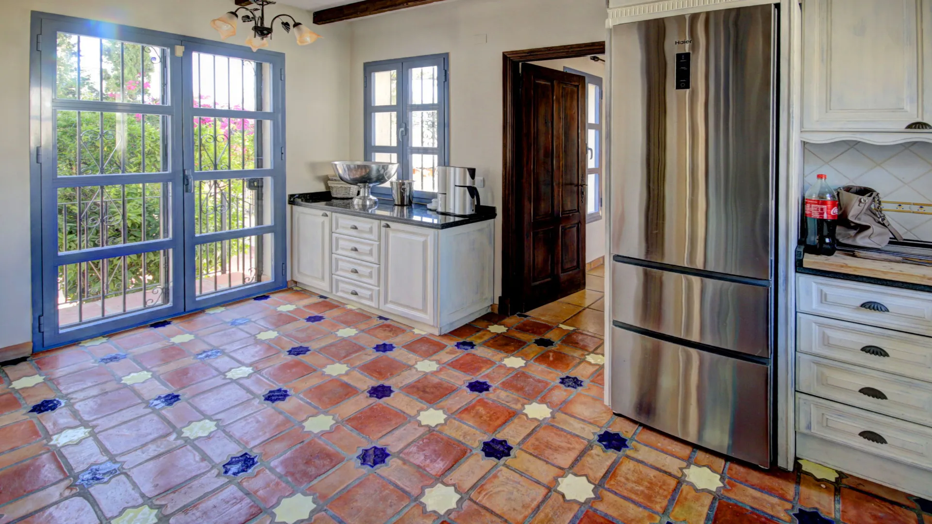 Buy El Padron villa with 7 bedrooms