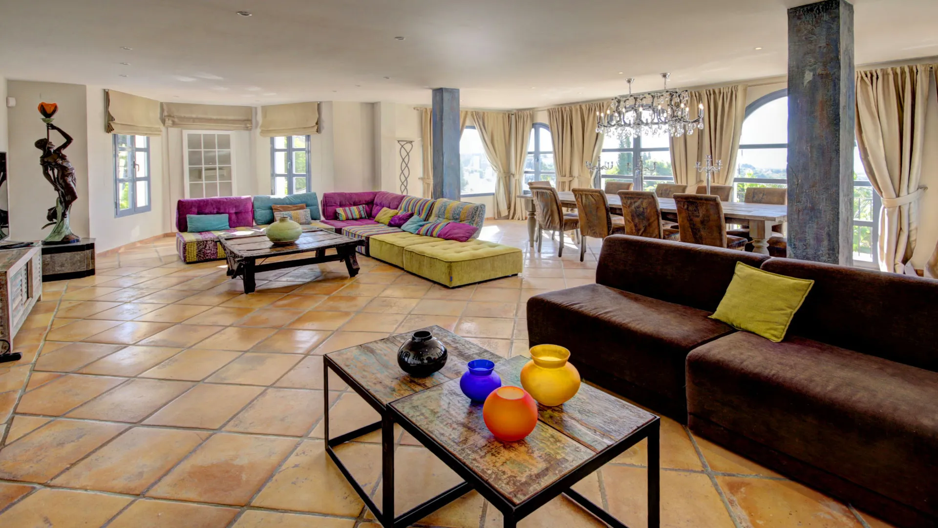 Buy El Padron villa with 7 bedrooms