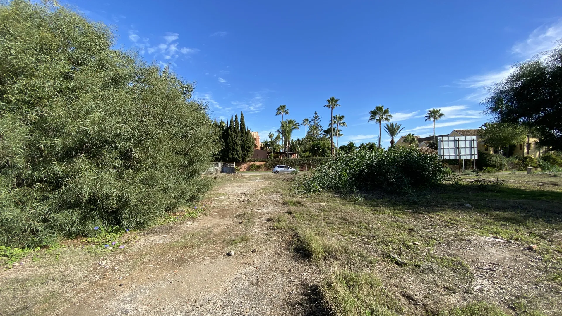 Parcela a la venta en Guadalmina Baja