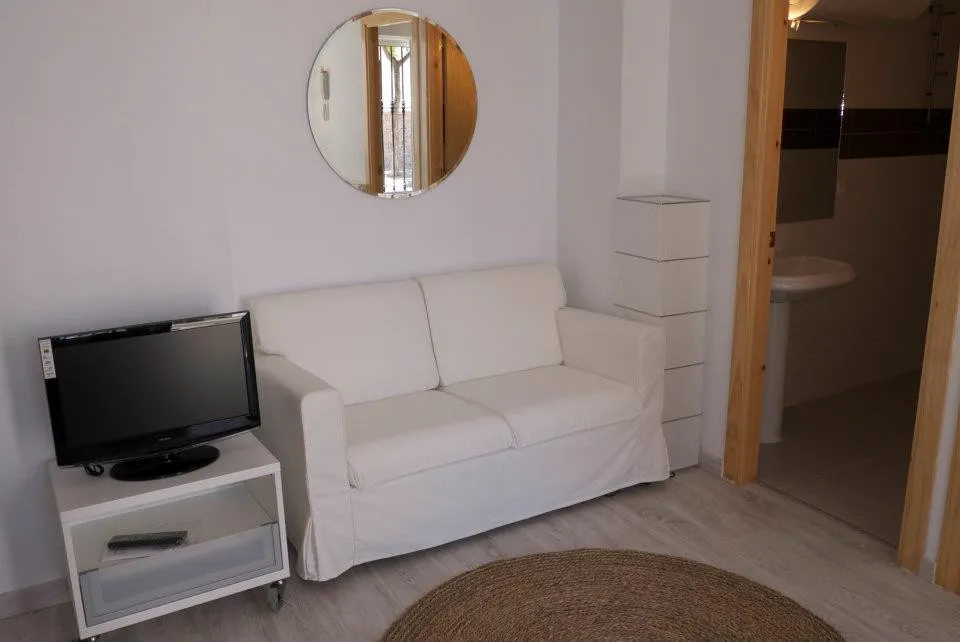 Adosado en venta con 6 dormitorios en Estepona Casco Antiguo