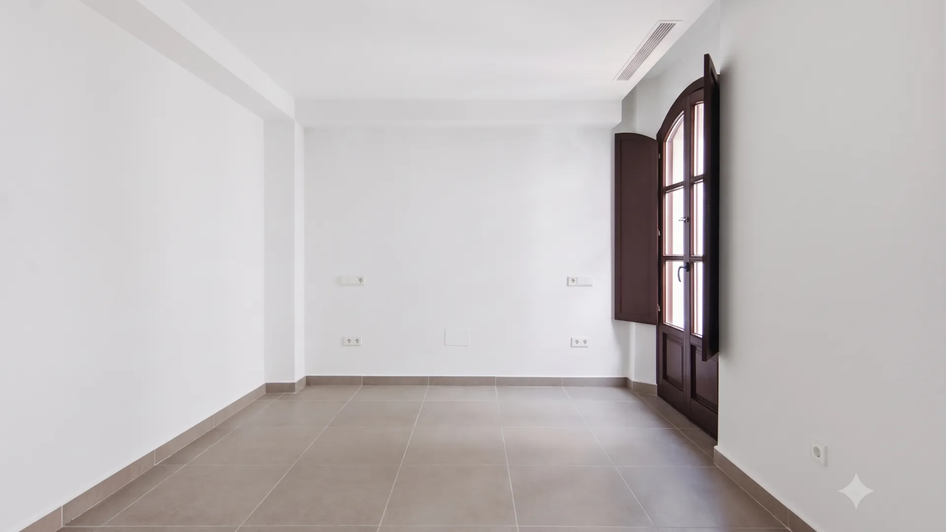 Se vende adosado con 3 dormitorios en Estepona Casco Antiguo