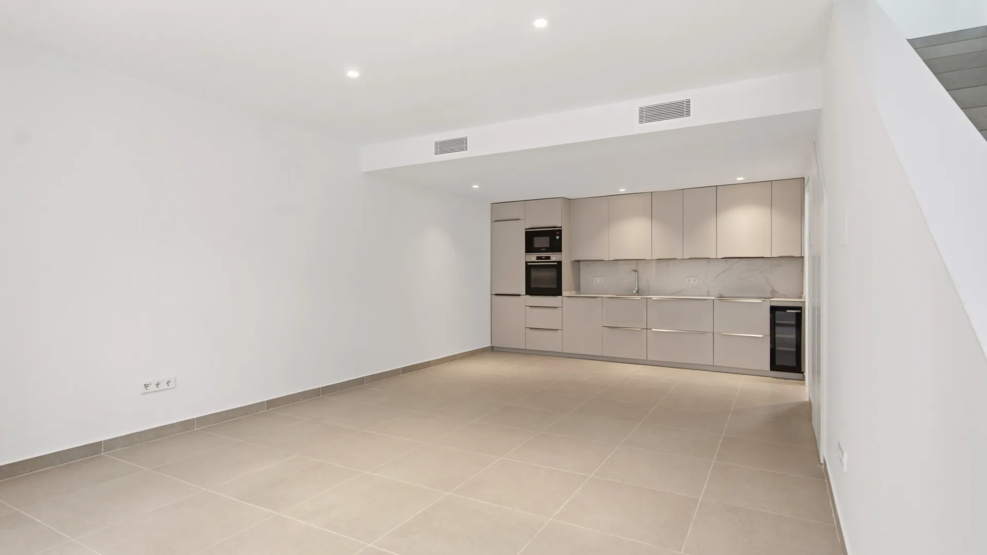 Buy Estepona Old Town town house with 3 bedrooms
