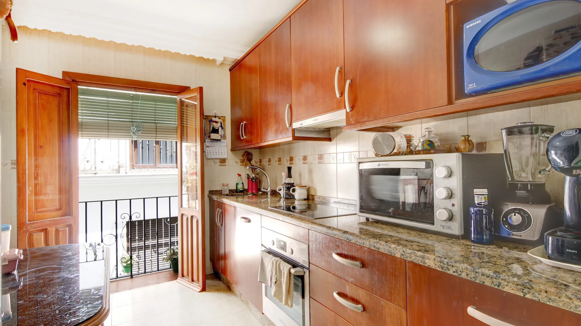 For sale Estepona Old Town 3 bedrooms town house