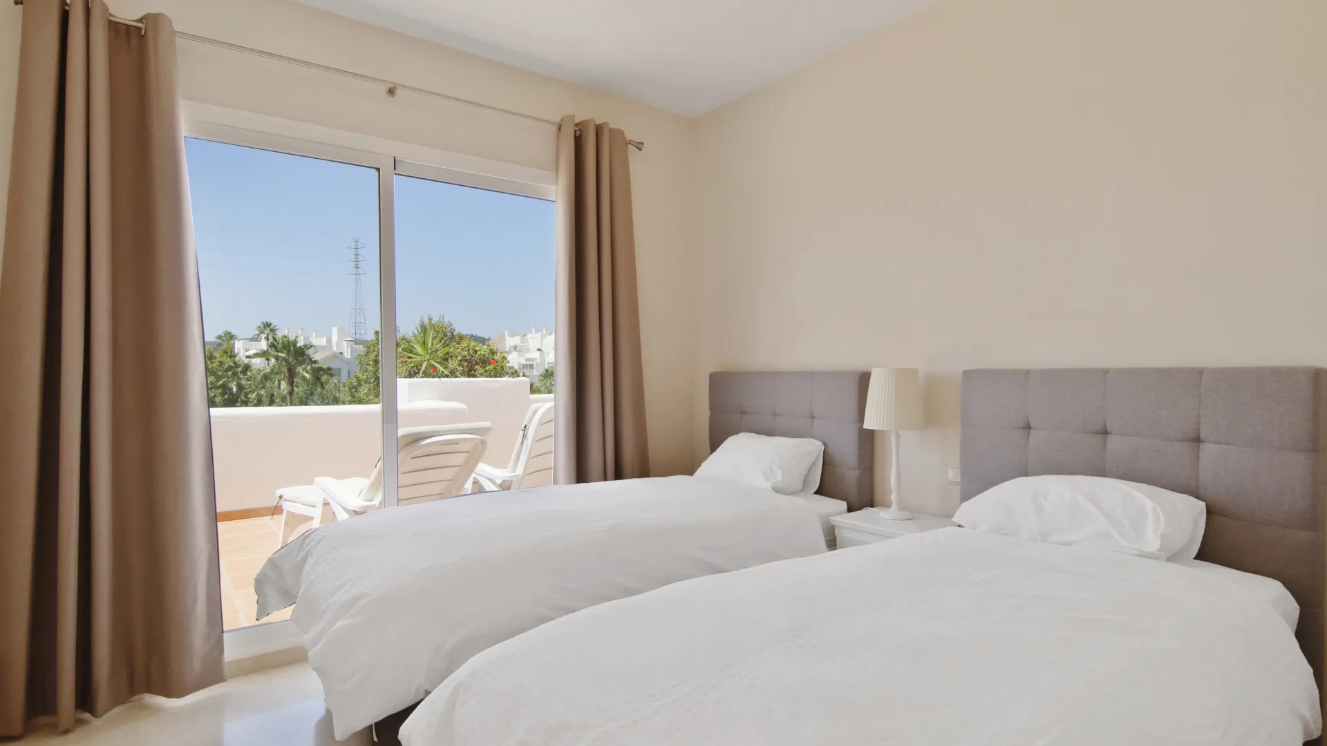 Alcazaba Lagoon 2 bedrooms penthouse for sale