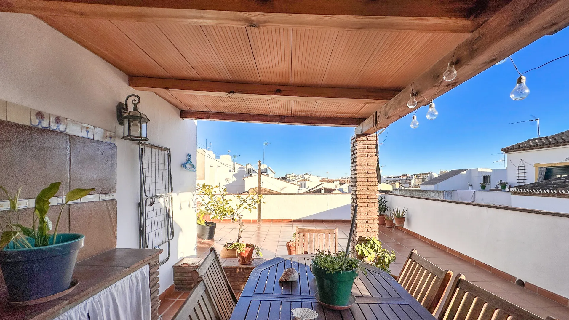 For sale 2 bedrooms town house in Estepona Old Town