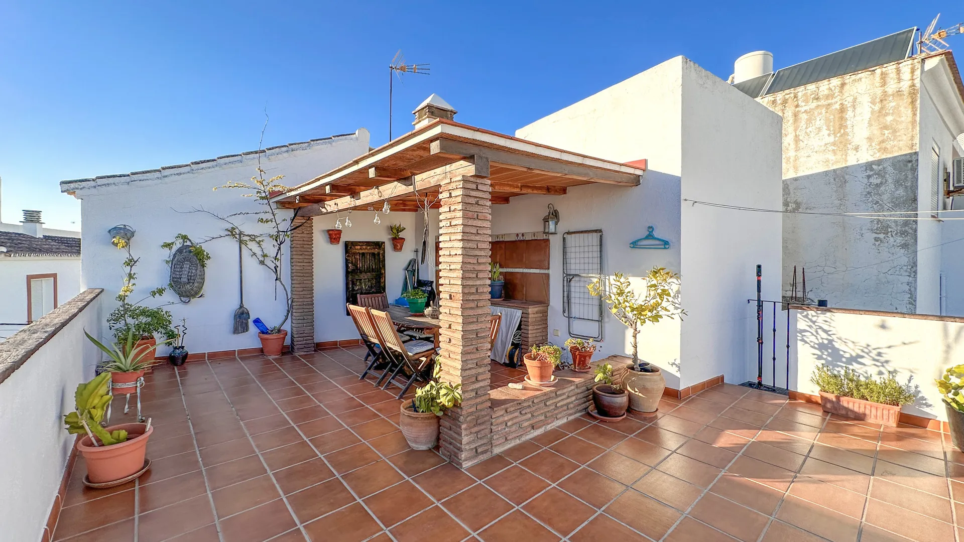 For sale 2 bedrooms town house in Estepona Old Town